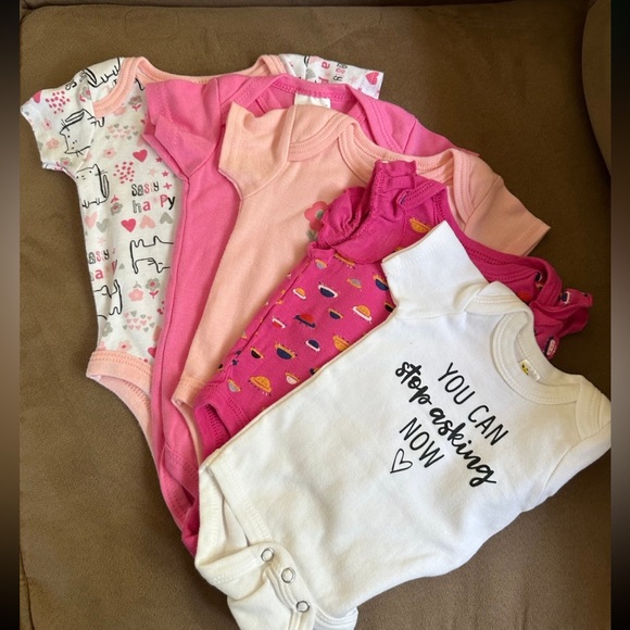 Onsies bundle - Picture 2 of 2